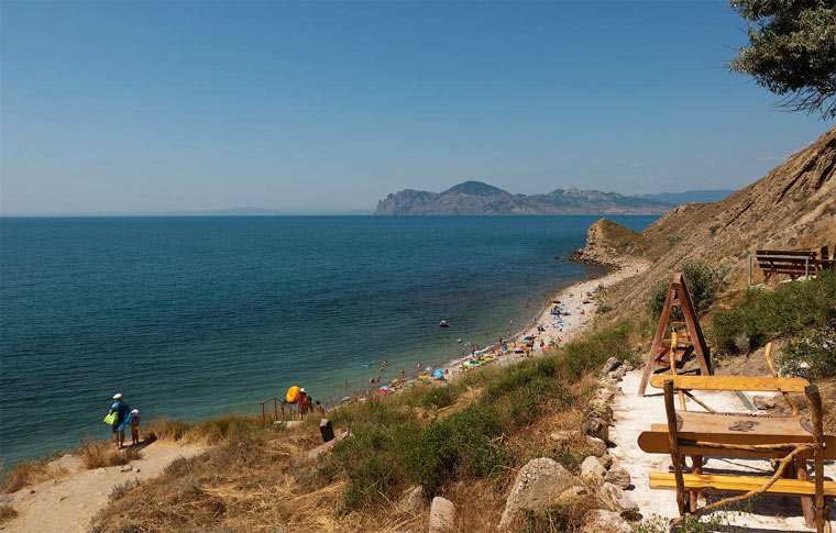 В Крыму инвестировали в благоустройство пляжей 500 млн рублей