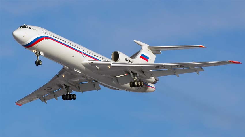 СМИ: к регулярным рейсам допустят авиакомпании с 3 российскими самолетами