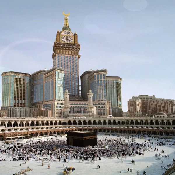 Саудовская Аравия начнет выдавать туристические визы, но только группам