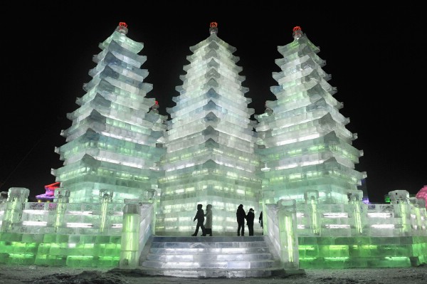 Ледяные копии мировых достопримечательностей появятся на Поклонной горе в Москве