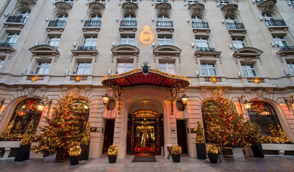 Терраса парижского отеля превратится в горнолыжный курорт