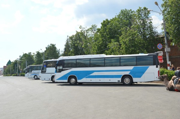В центре Москвы открыли 14 новых парковок для туристических автобусов