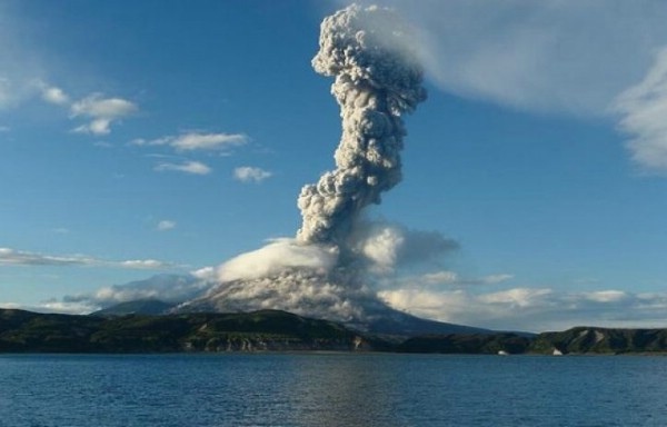 Российские туристы не заметили извержения вулкана Агунг на Бали