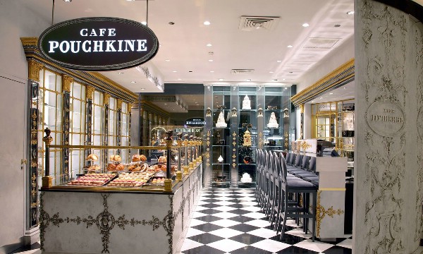 «Кафе Пушкинъ» открылось в Париже