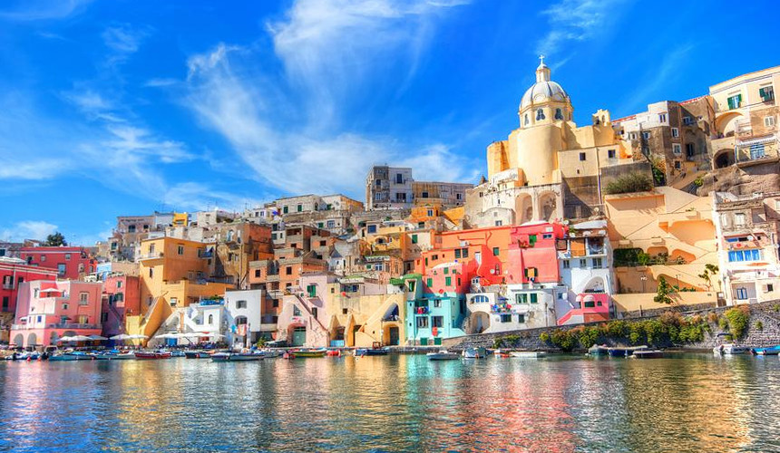 Туроператоры заинтересовались новой полетной программой на Сардинию
