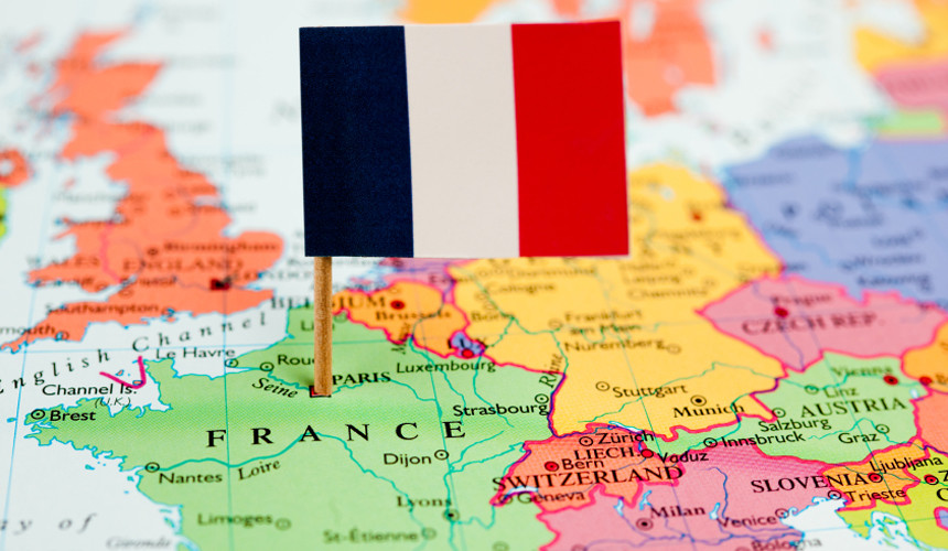 Сокращение срока выдачи французских виз укрепило рост турпотока в Париж