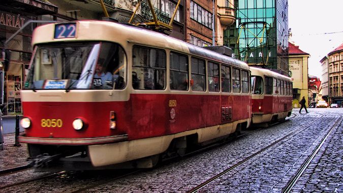 В Праге отныне можно потанцевать в трамвае