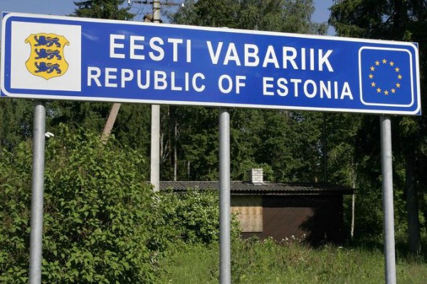 На границе с Эстонией в праздничные дни ожидается до 60 туристических автобусов в сутки