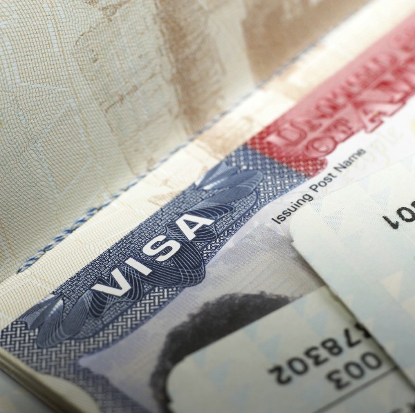 Выдача виз в США в российских регионах возобновится в декабре