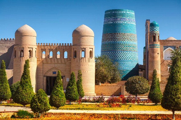 В Узбекистане ввели единую визу для интуристов сроком на 30 дней