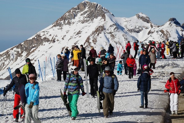 Кондратьев: горнолыжные курорты Кубани зимой примут около миллиона туристов