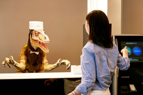 В гости к робо-динозаврам в новый отель у Диснейленда в Токио