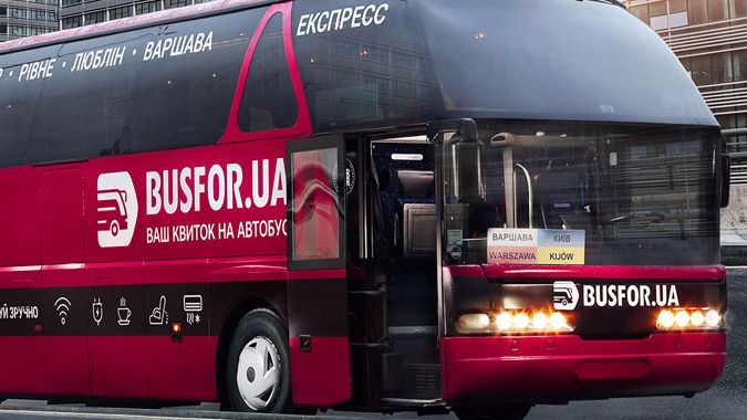 Автобусные туры в декабре — украинцев по-прежнему больше тянет в Польшу