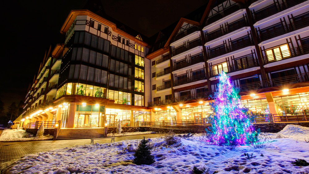 В Госдуме предложили проверить отели, завышающие цены на новогодние праздники