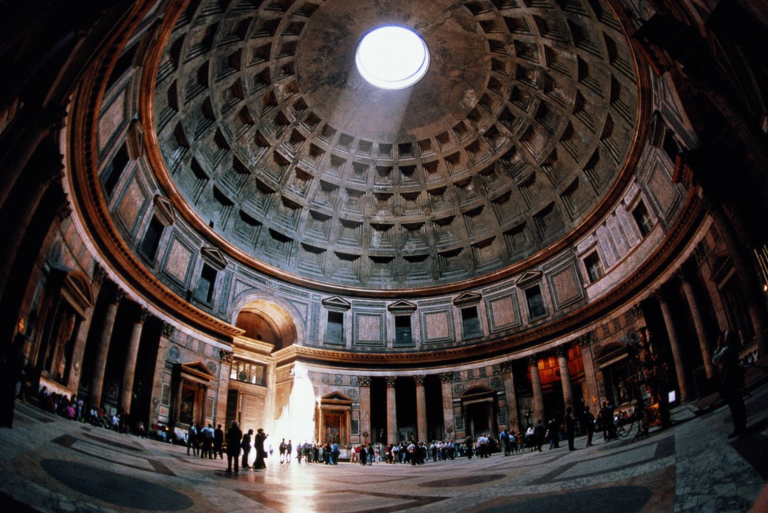 В Риме с туристов будут взимать налог в $2 за доступ к Пантеону